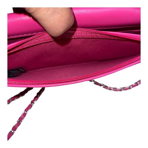 Badgley Mischka Studio Crossbody Purse Hot Pink Quilted Faux Leather Chain NEW - Picture 15 of 16
